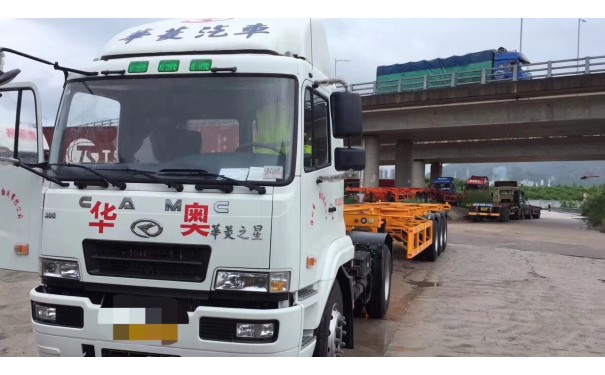 上海港本港拖车上海外港拖报上海洋山港集运-- 广州市华奥供应链管理有限公司